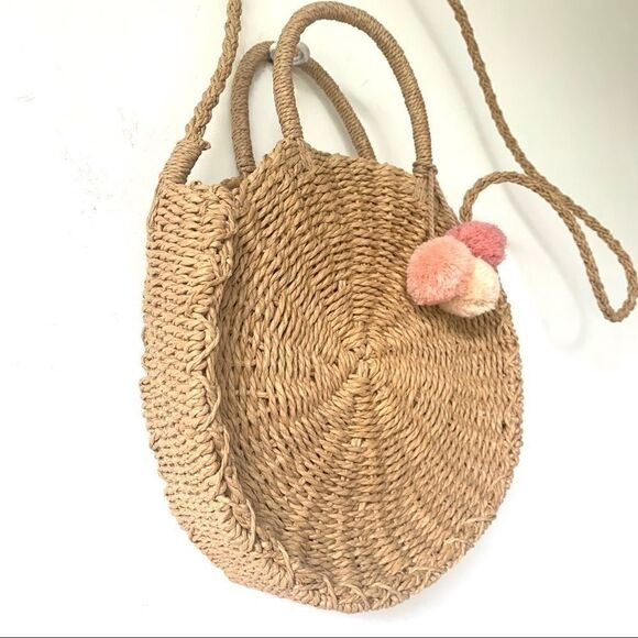 Boho Chic Woven Straw Circular Bag Crossbody - Picture 10 of 15